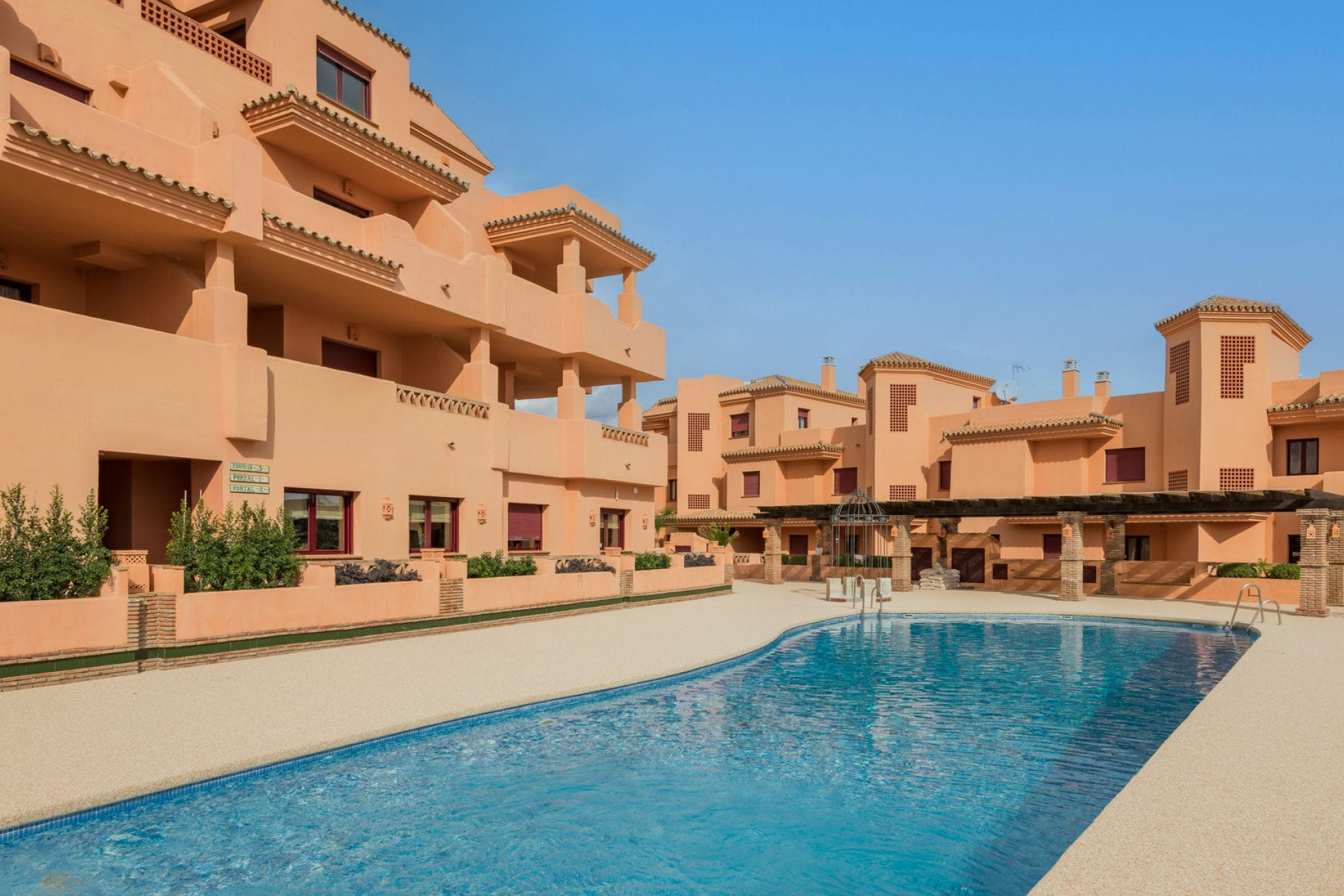 Obra nueva - Apartamento / piso -
Benahavís