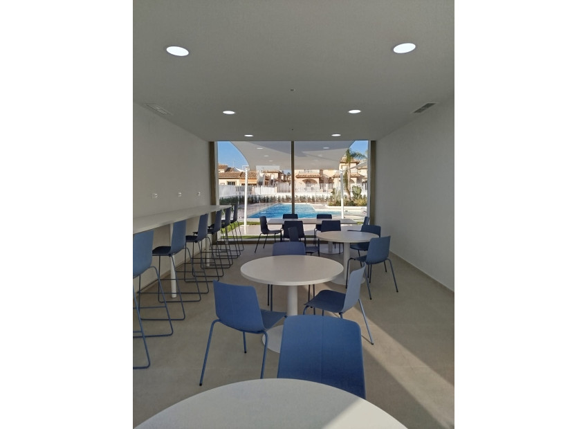 Obra nueva - Apartamento / piso -
Cabo Roig