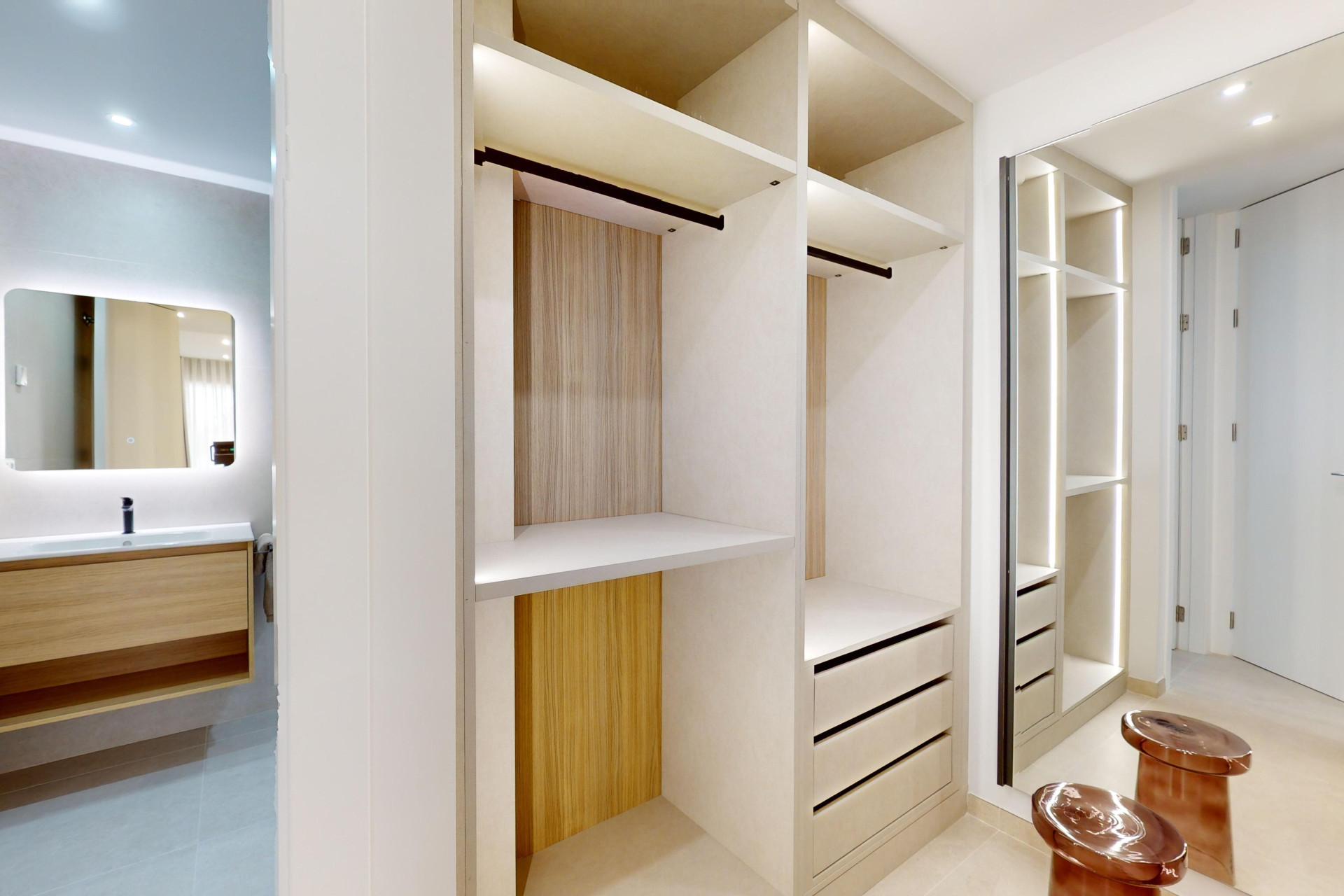 Obra nueva - Apartamento / piso -
Cabo Roig