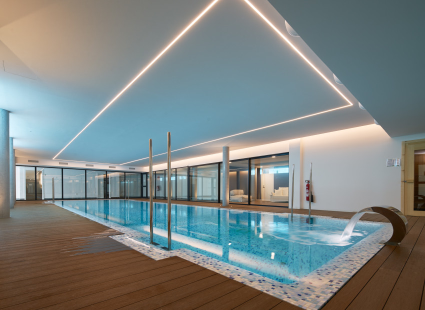 Obra nueva - Apartamento / piso -
Estepona