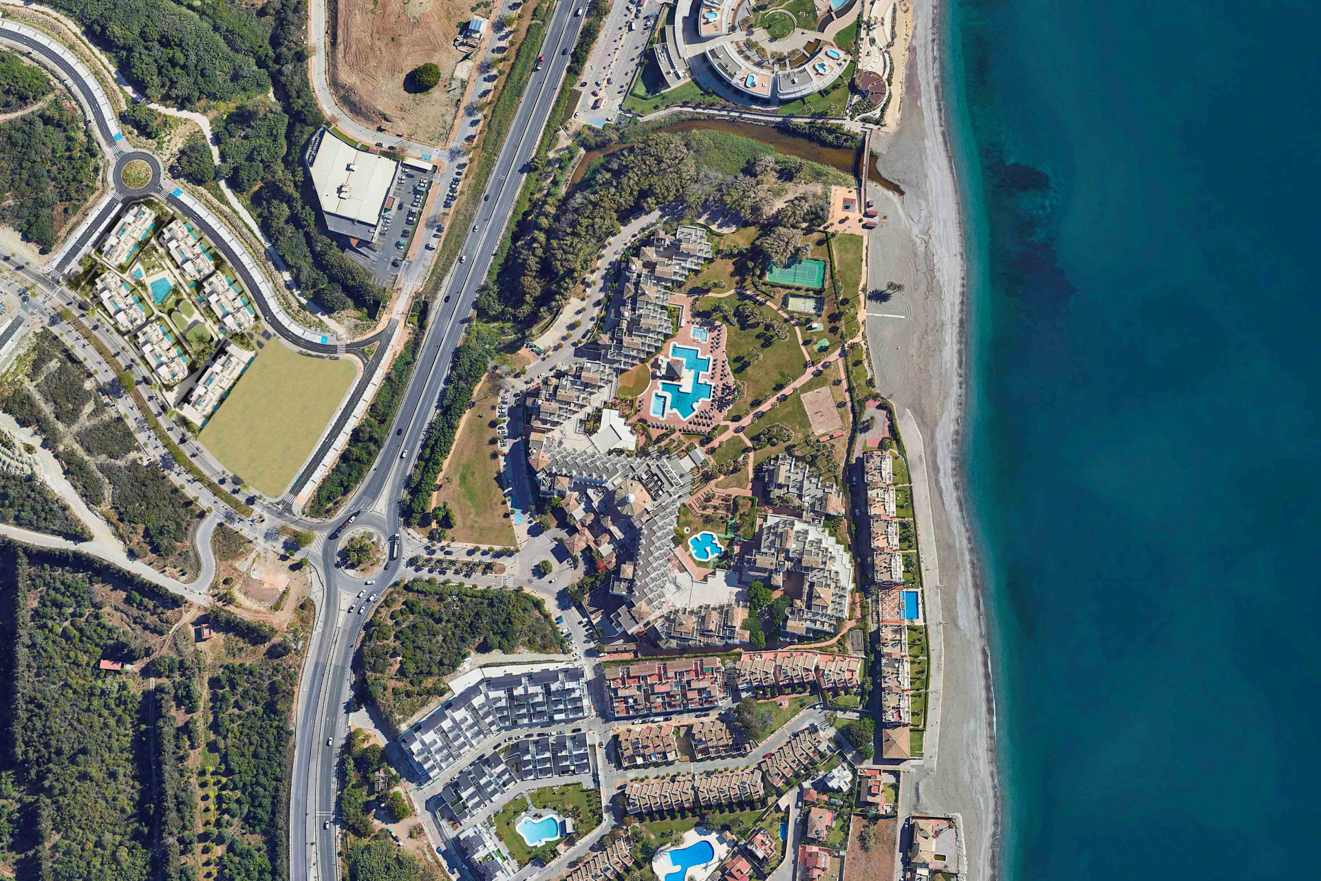 Obra nueva - Apartamento / piso -
Estepona