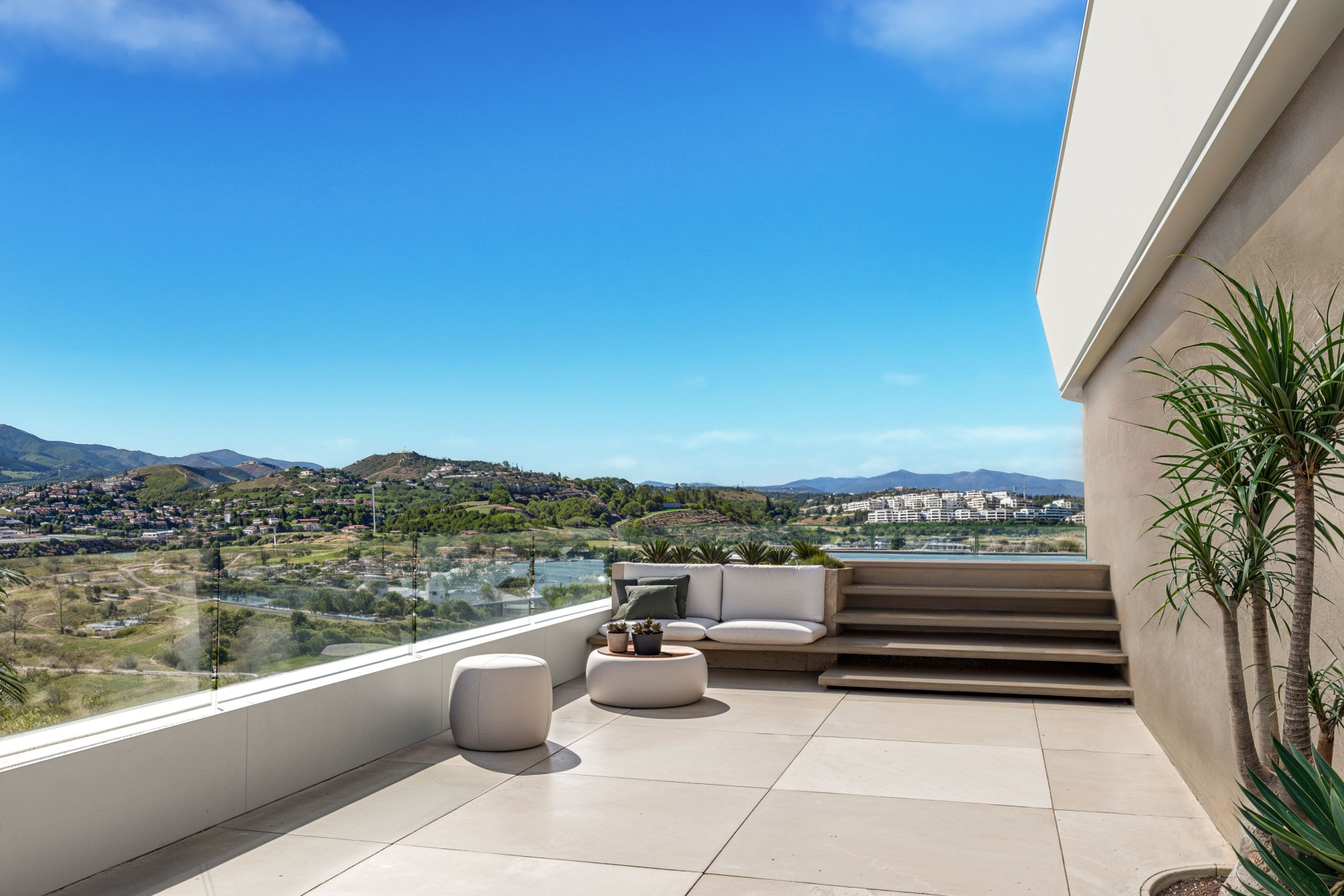 Obra nueva - Apartamento / piso -
Estepona