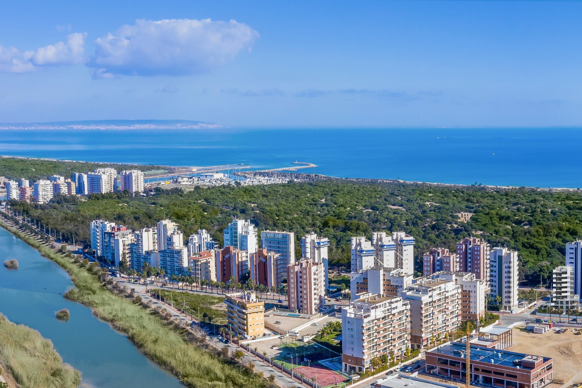 Obra nueva - Apartamento / piso -
Guardamar del Segura - Urbanizaciones