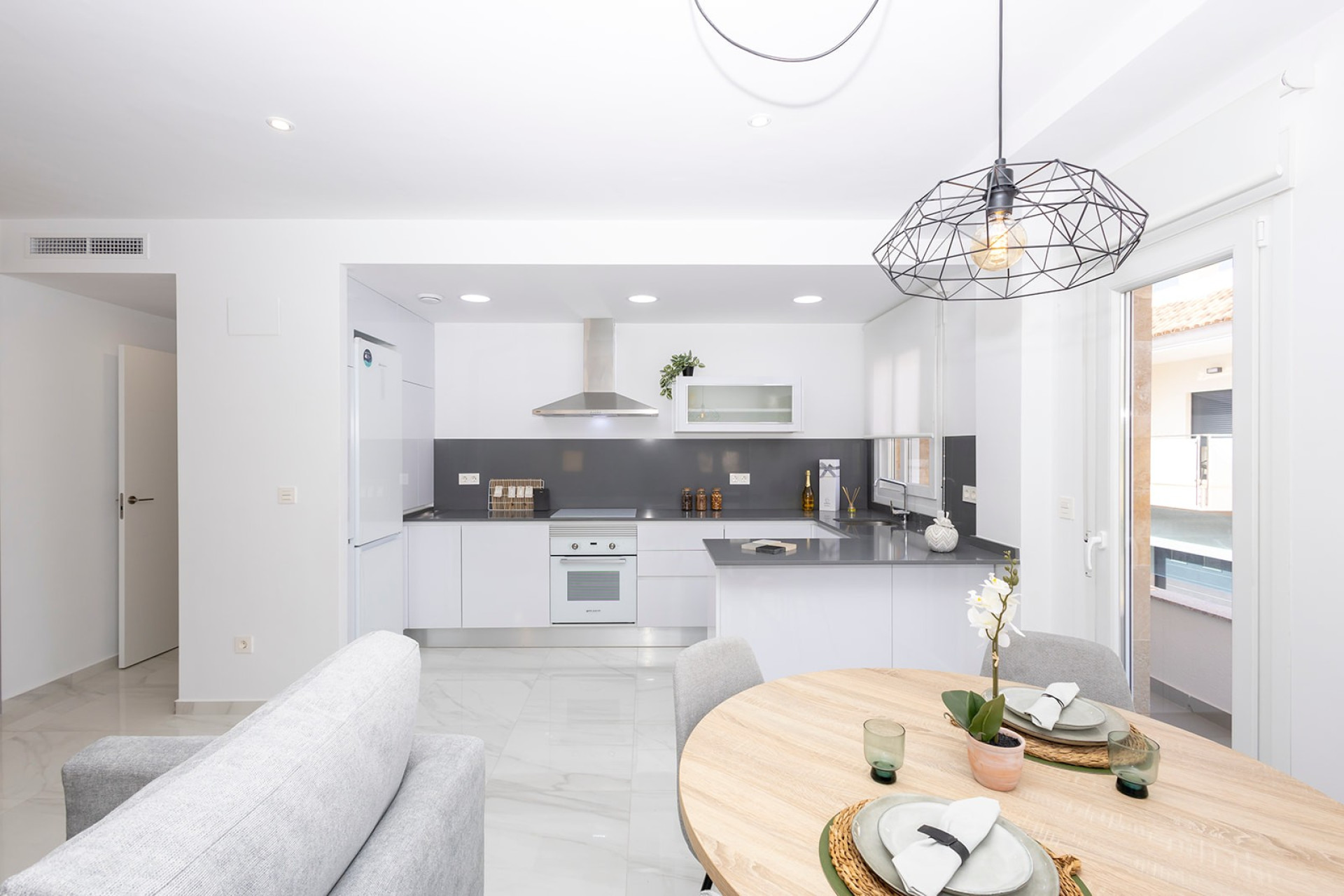 Obra nueva - Apartamento / piso -
Jacarilla