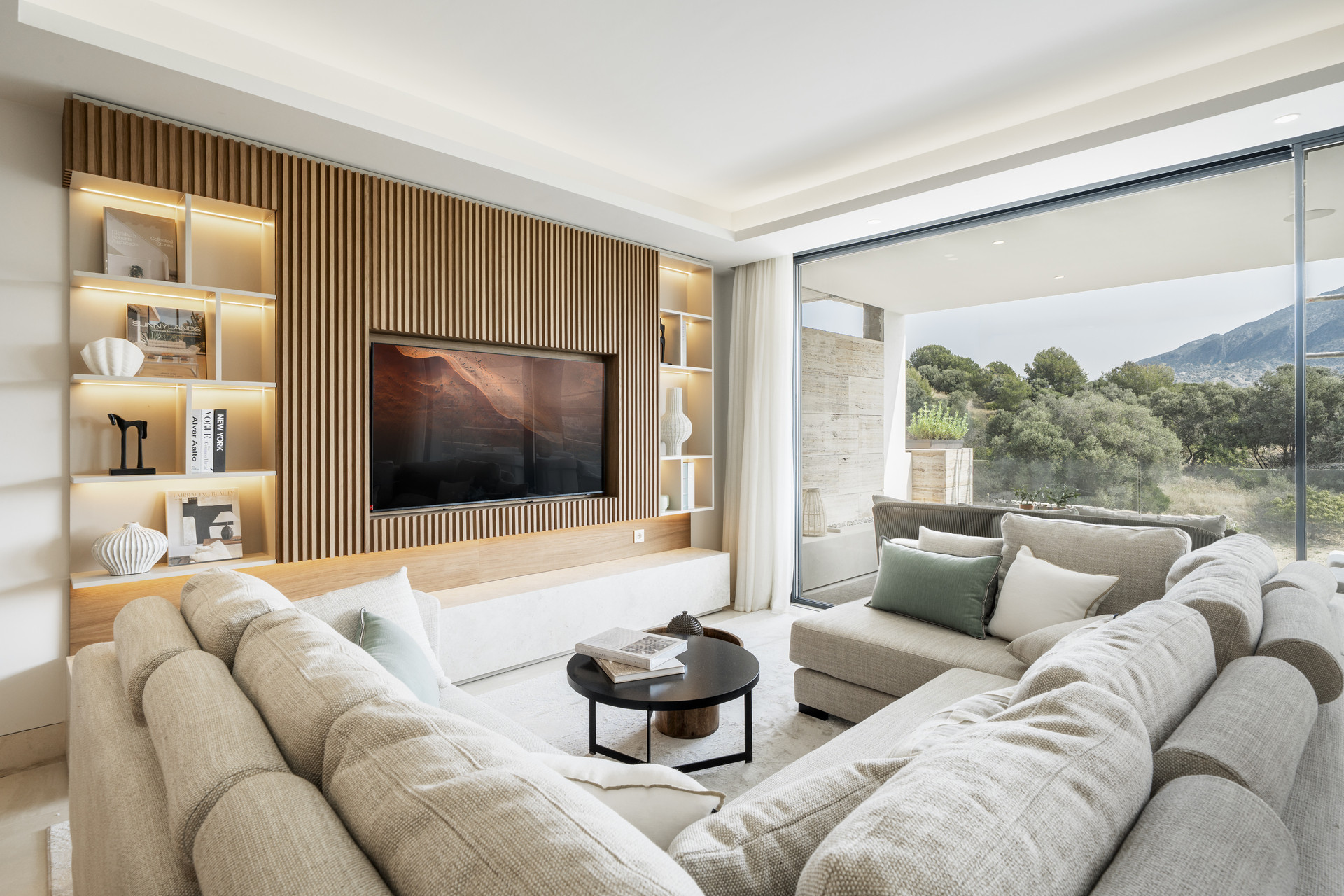 Obra nueva - Apartamento / piso -
Marbella