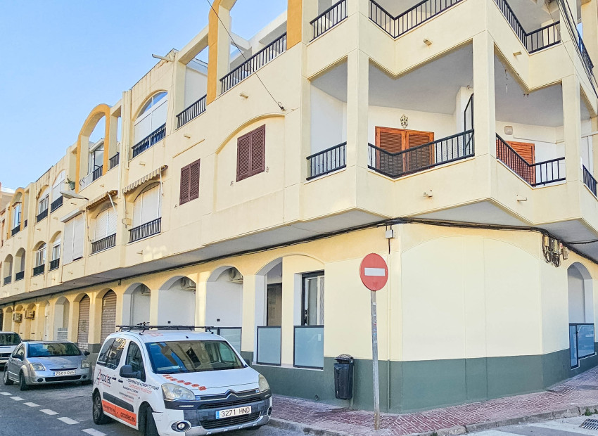 Obra nueva - Apartamento / piso -
Torrevieja