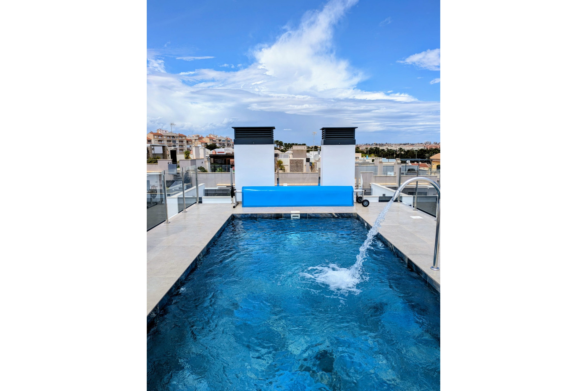 Obra nueva - Apartamento / piso -
Torrevieja