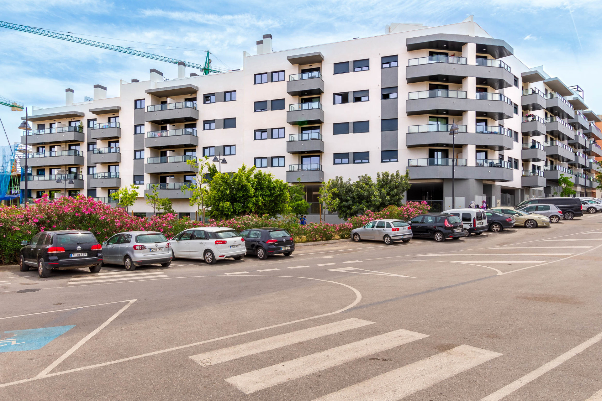 Obra nueva - apartment -
Las Lagunas de Mijas