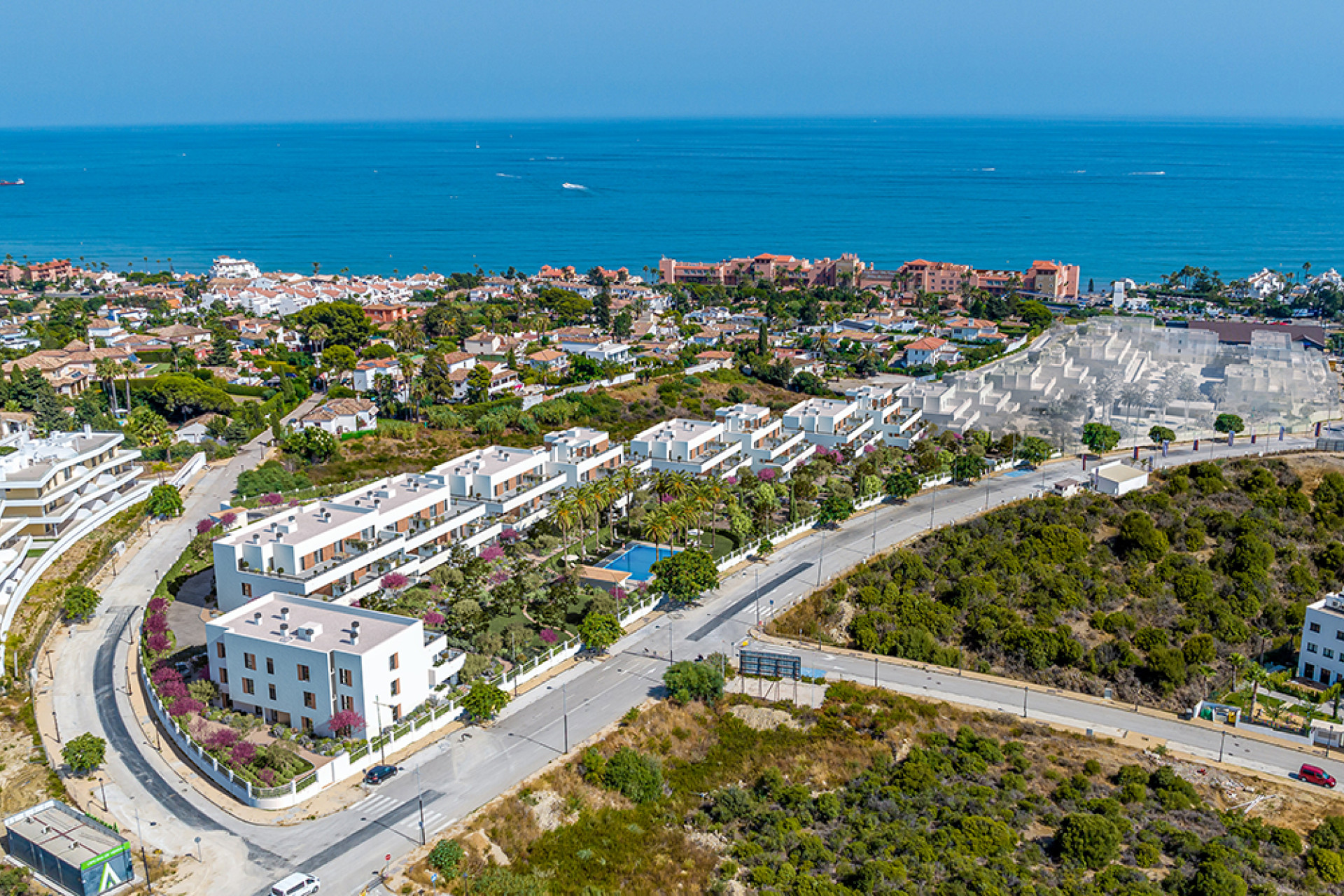 Obra nueva - Ático -
Estepona
