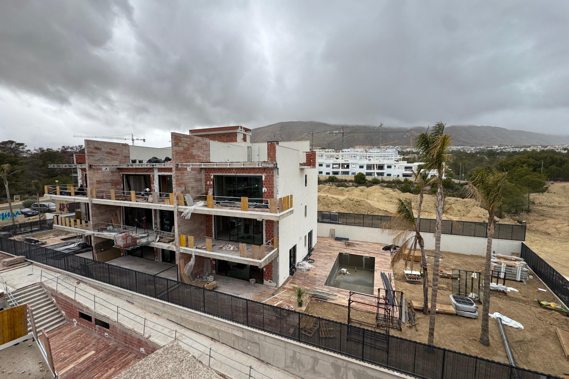 Obra nueva - Ático -
Finestrat