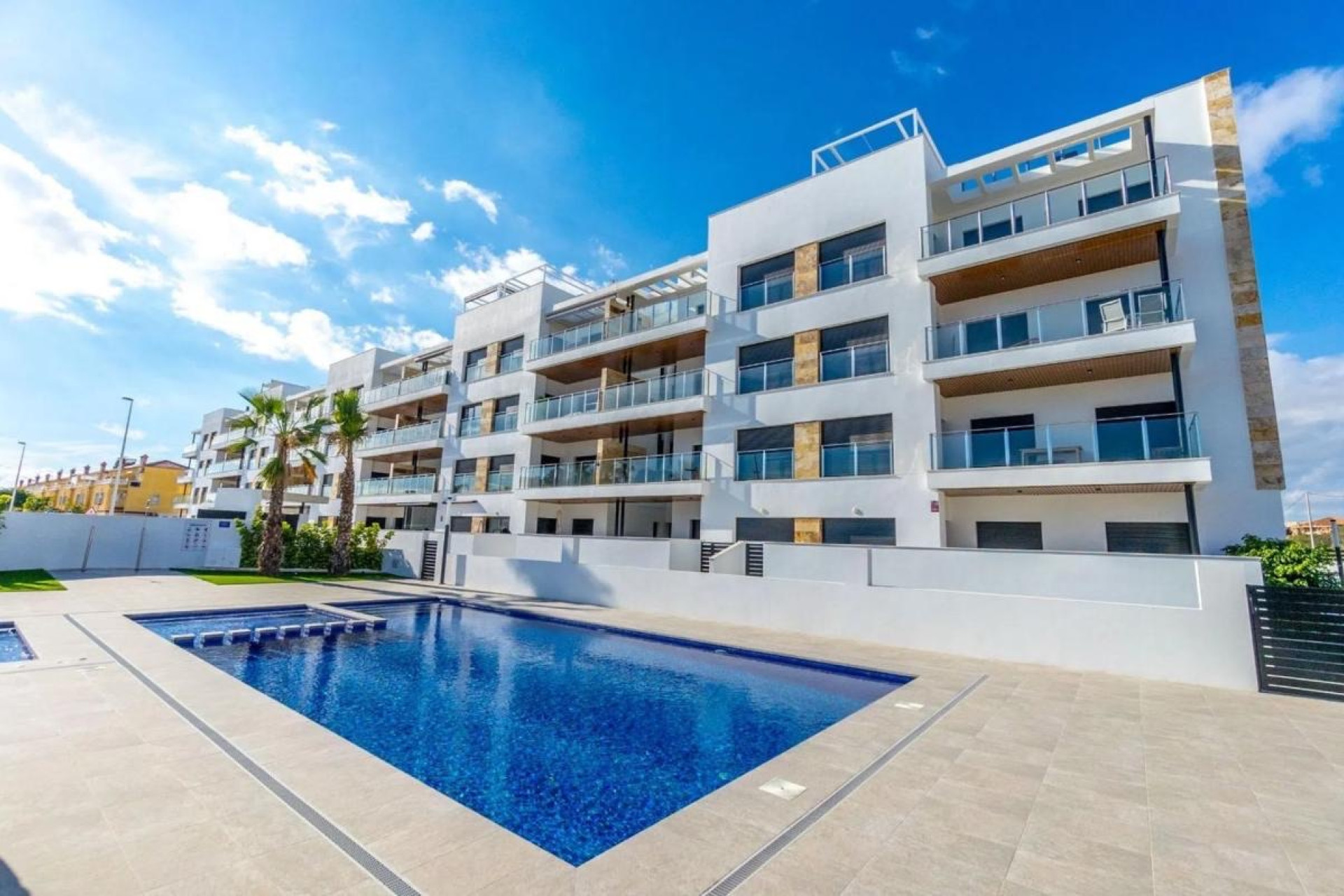 Obra nueva - Ático -
Torrevieja