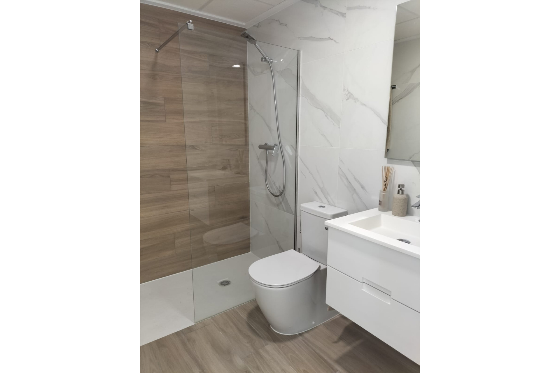 Obra nueva - Bungalow -
Orihuela Costa