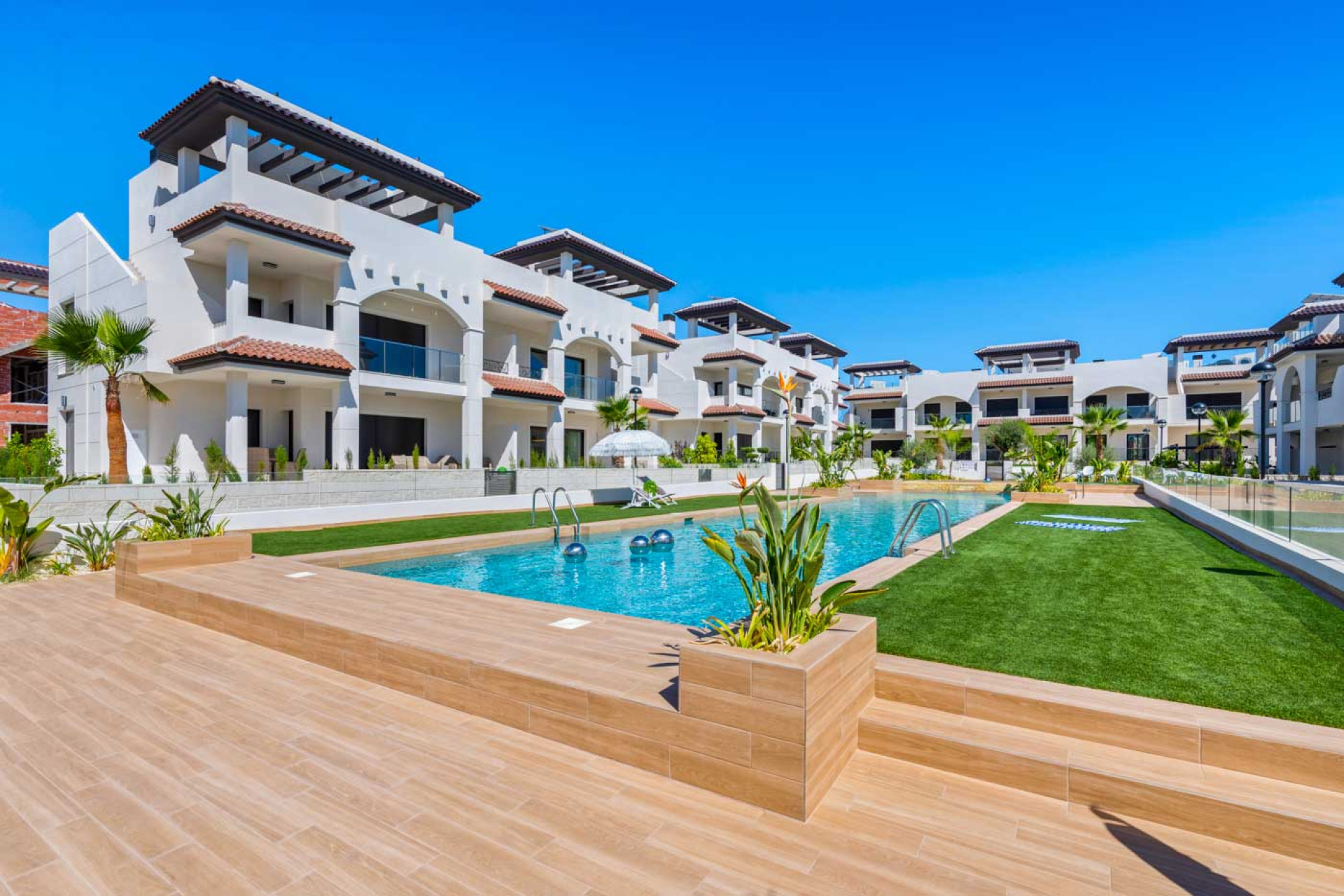 Obra nueva - Bungalow -
Rojales