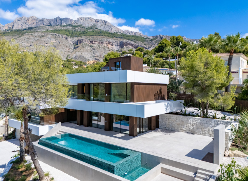 Obra nueva - Villa -
Altea