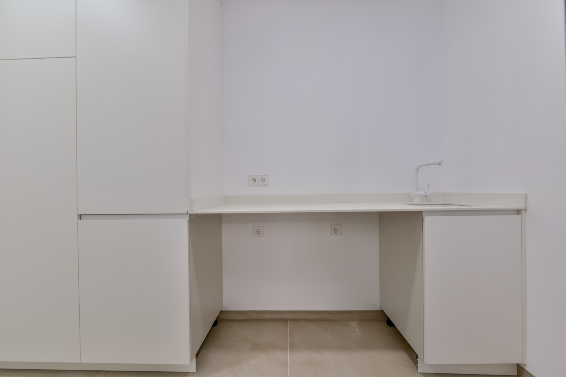 Obra nueva - Villa -
Altea