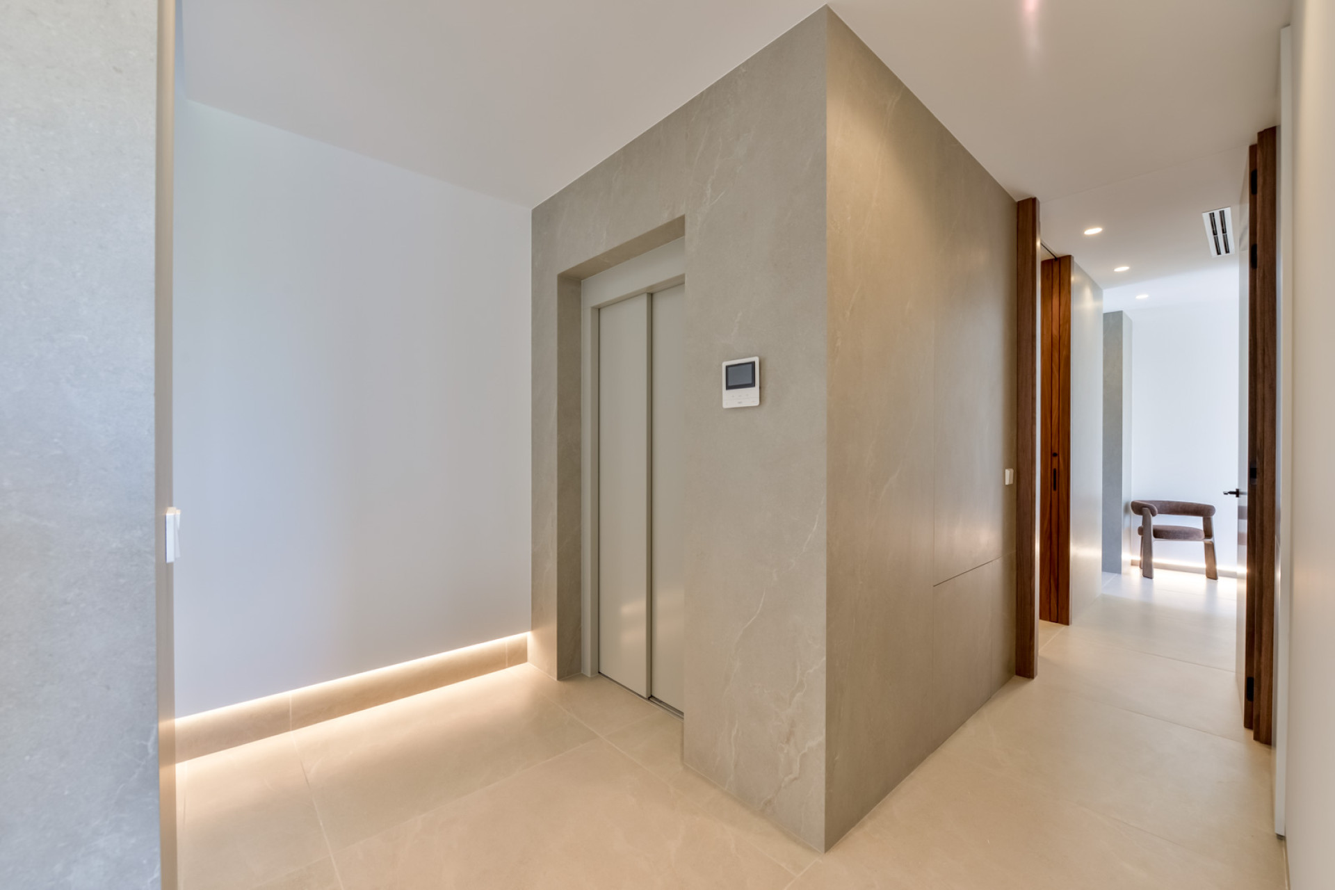 Obra nueva - Villa -
Altea