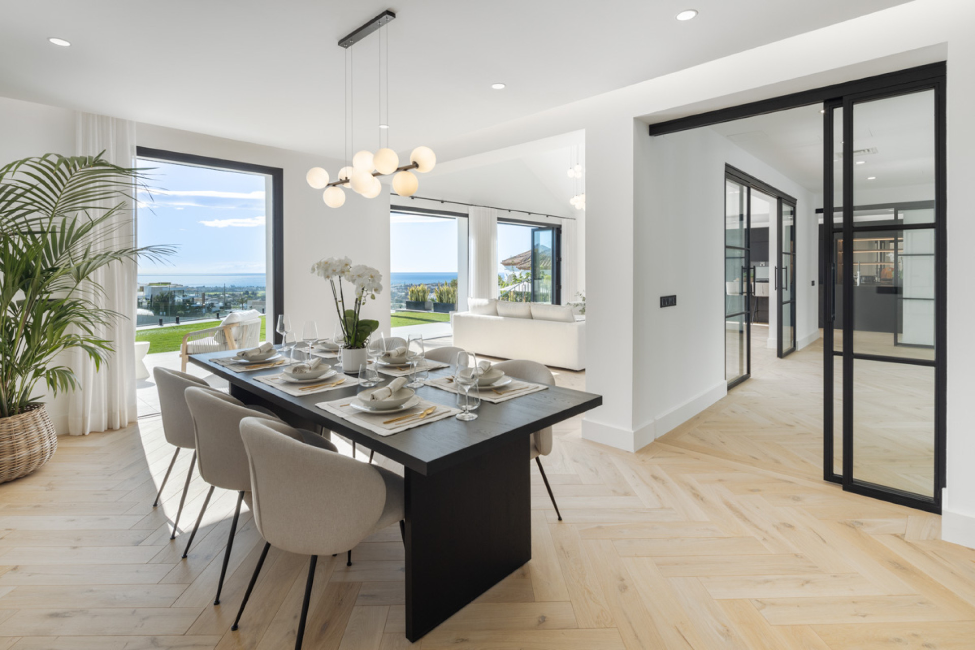 Obra nueva - Villa -
Benahavís