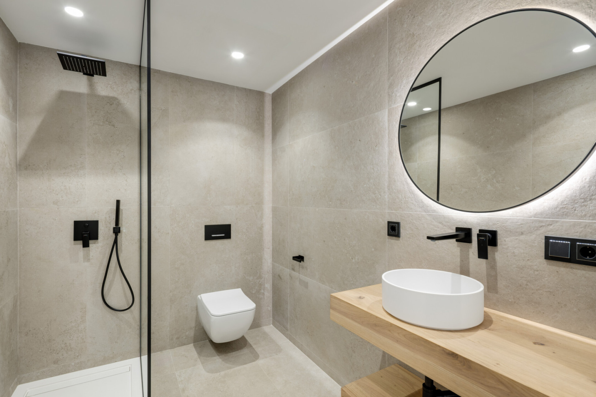 Obra nueva - Villa -
Benahavís