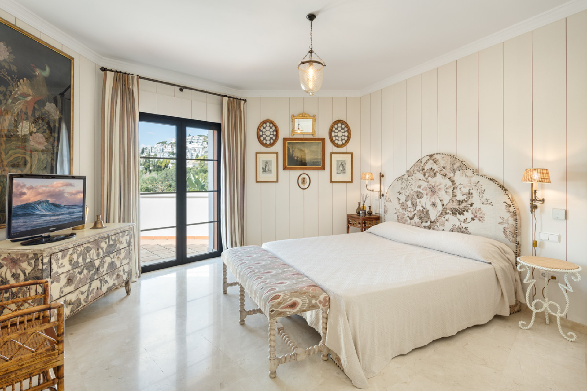 Obra nueva - Villa -
Benahavís