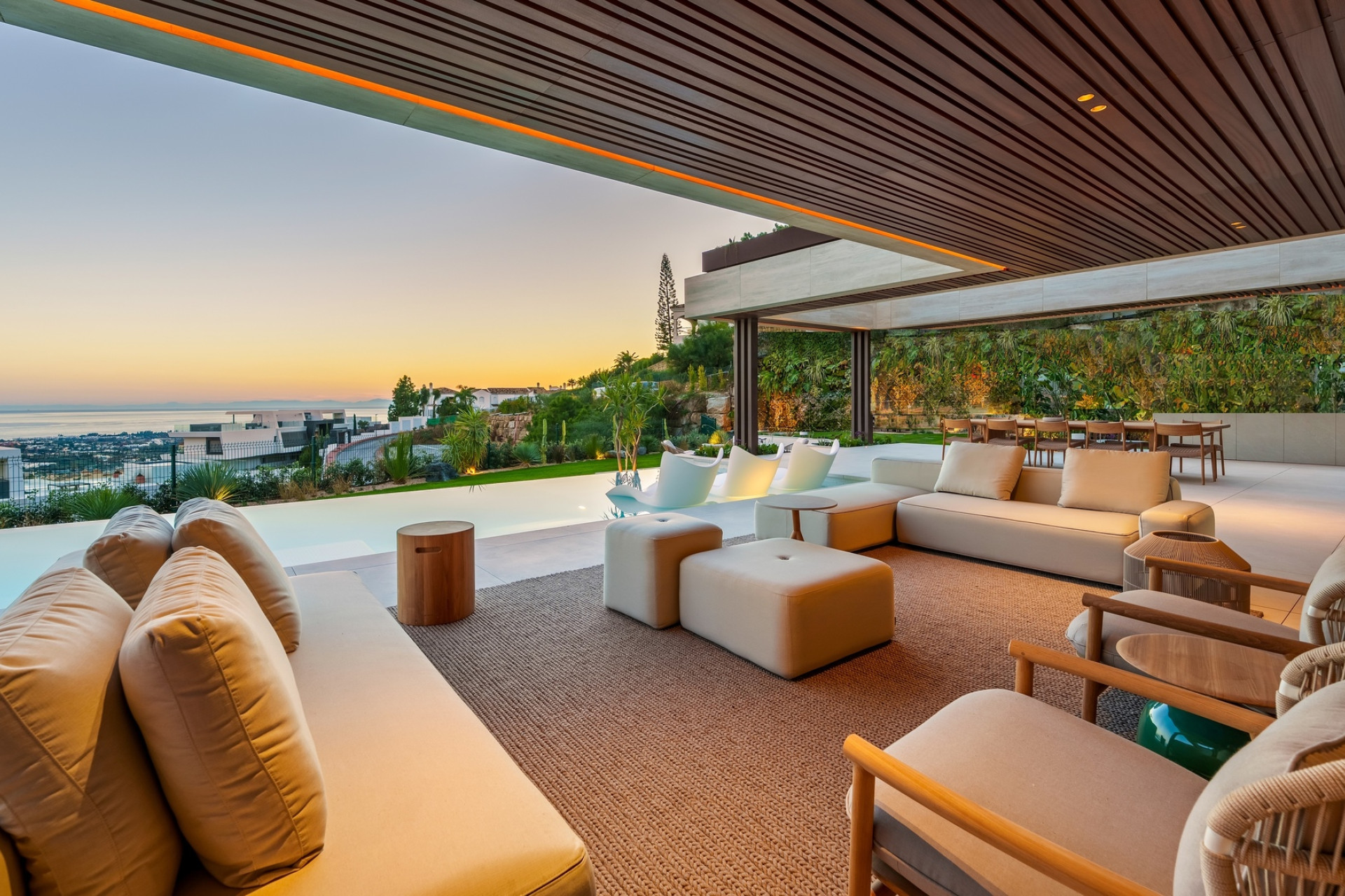 Obra nueva - Villa -
Benahavís