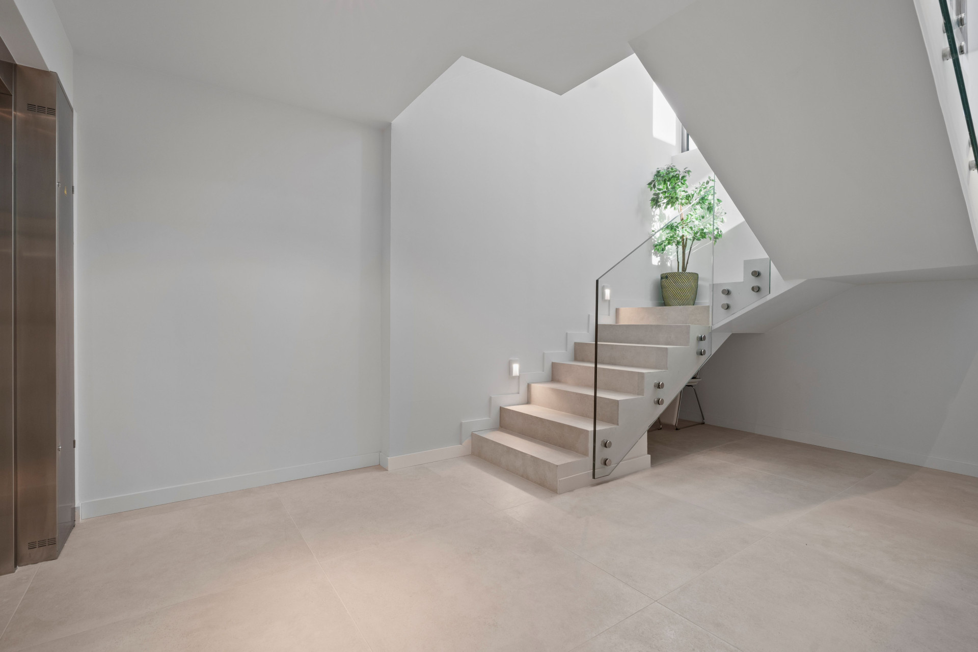 Obra nueva - Villa -
Benidorm