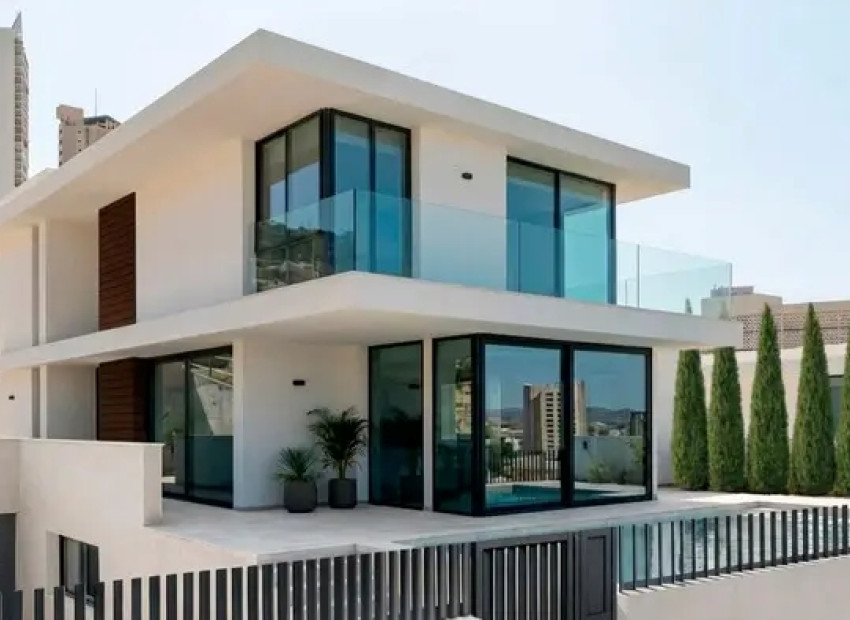 Obra nueva - Villa -
Benidorm