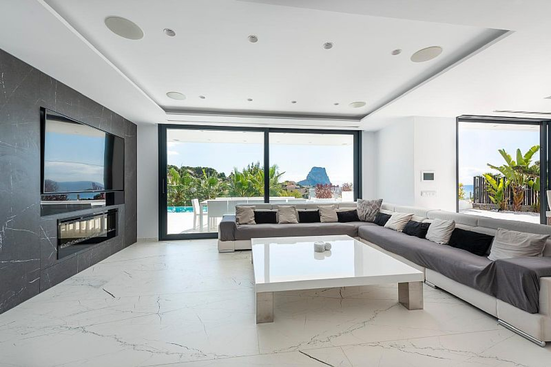 Obra nueva - Villa -
Calpe