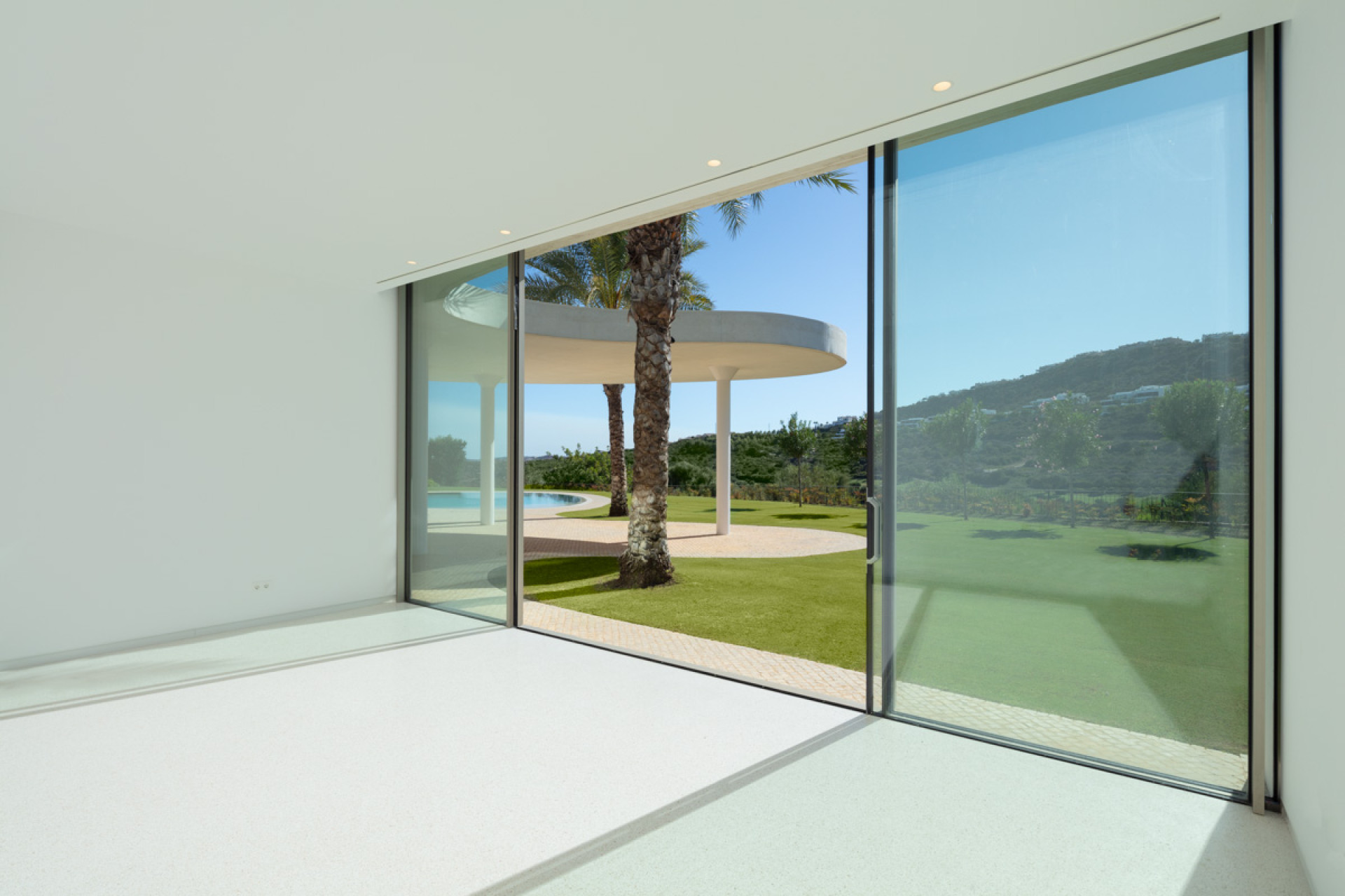 Obra nueva - Villa -
Casares