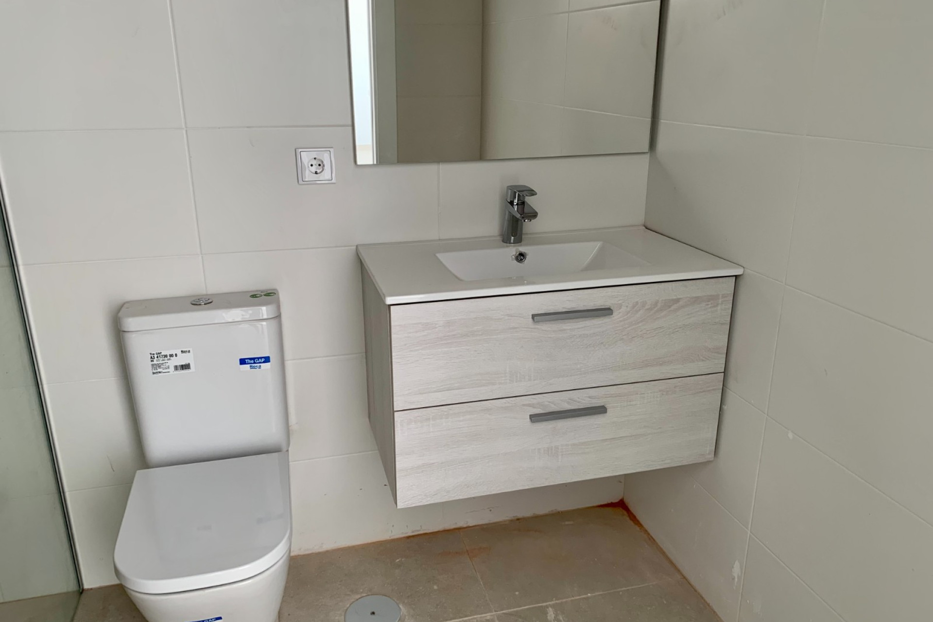 Obra nueva - Villa -
Dolores de Pacheco