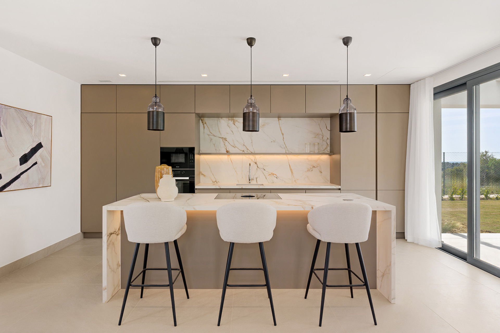 Obra nueva - Villa -
Estepona