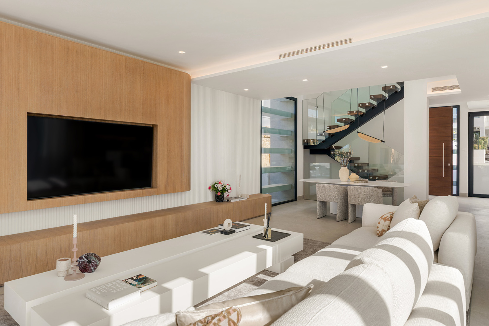 Obra nueva - Villa -
Estepona