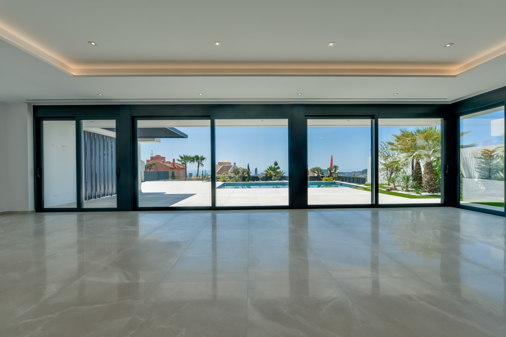 Obra nueva - Villa -
Finestrat