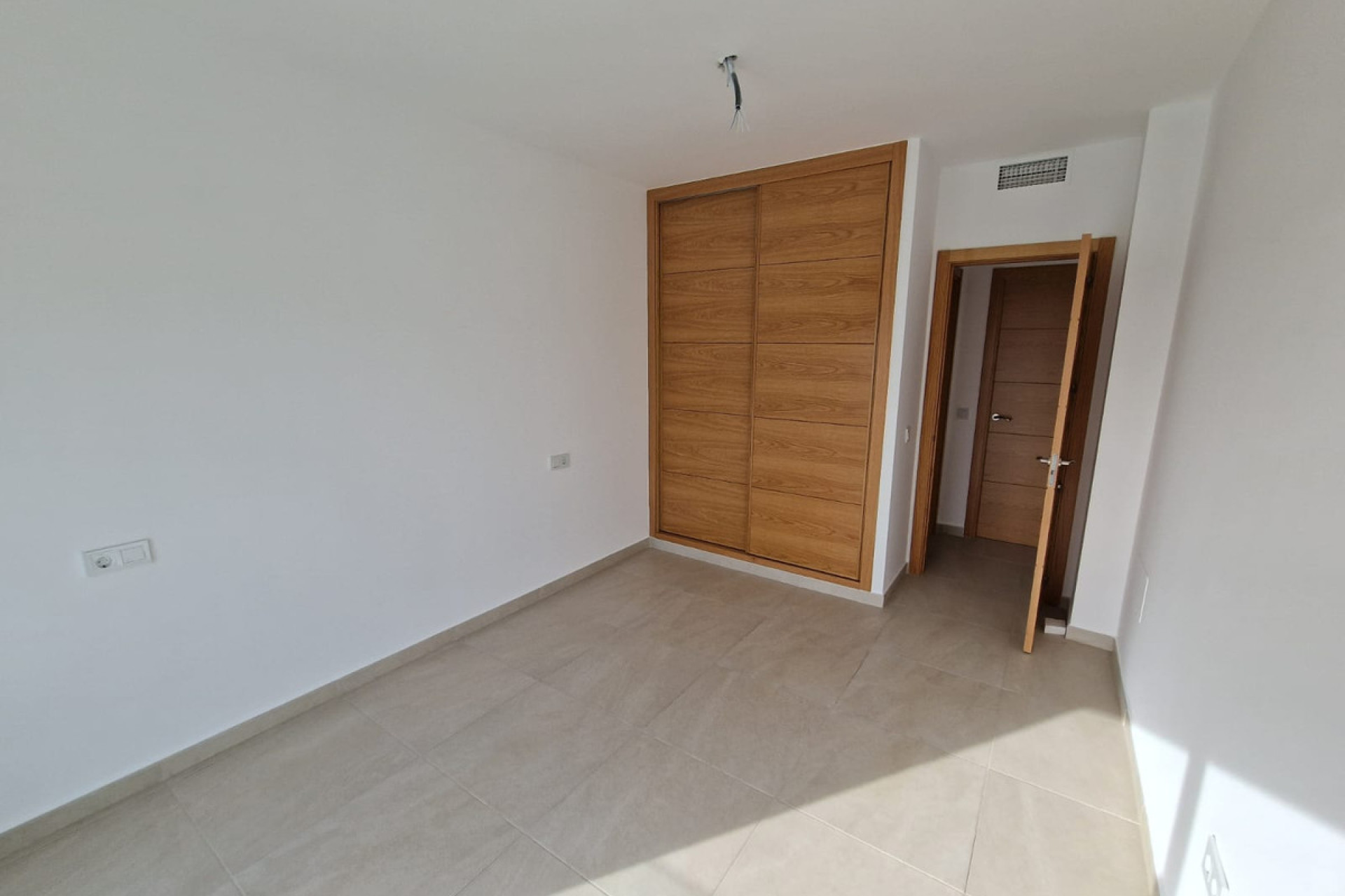 Obra nueva - Villa -
Manilva