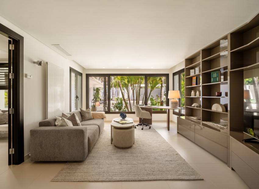 Obra nueva - Villa -
Marbella