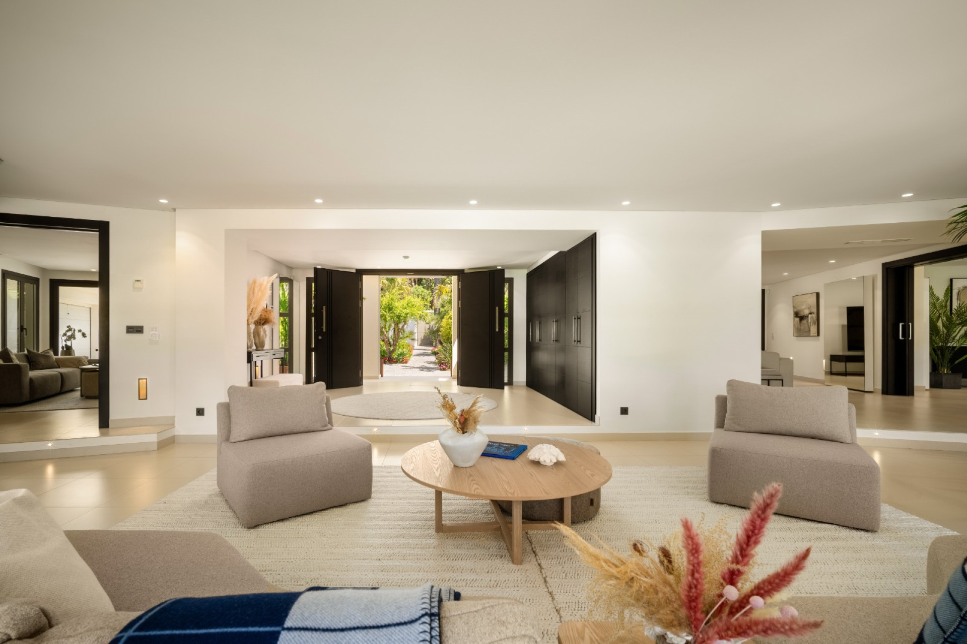 Obra nueva - Villa -
Marbella