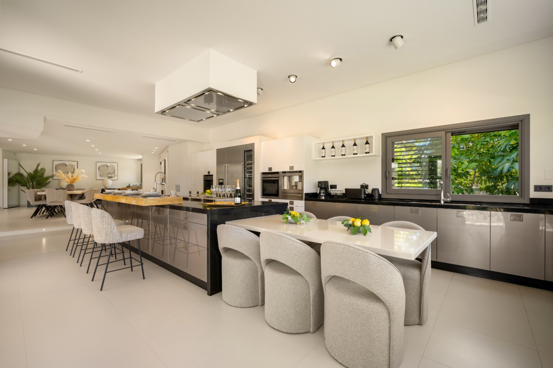 Obra nueva - Villa -
Marbella