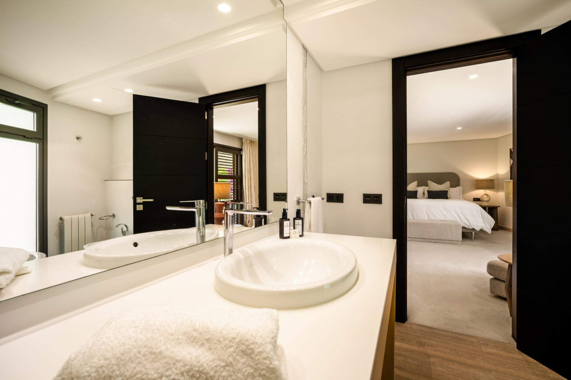 Obra nueva - Villa -
Marbella