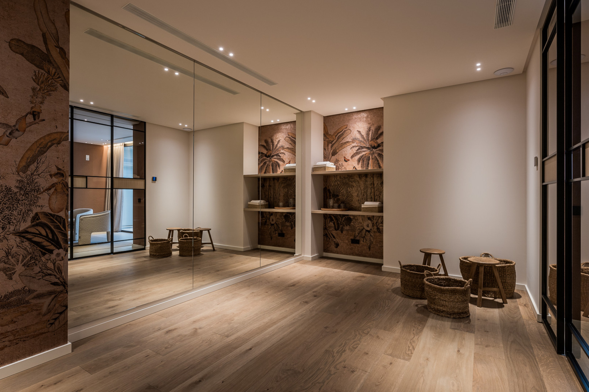 Obra nueva - Villa -
Marbella