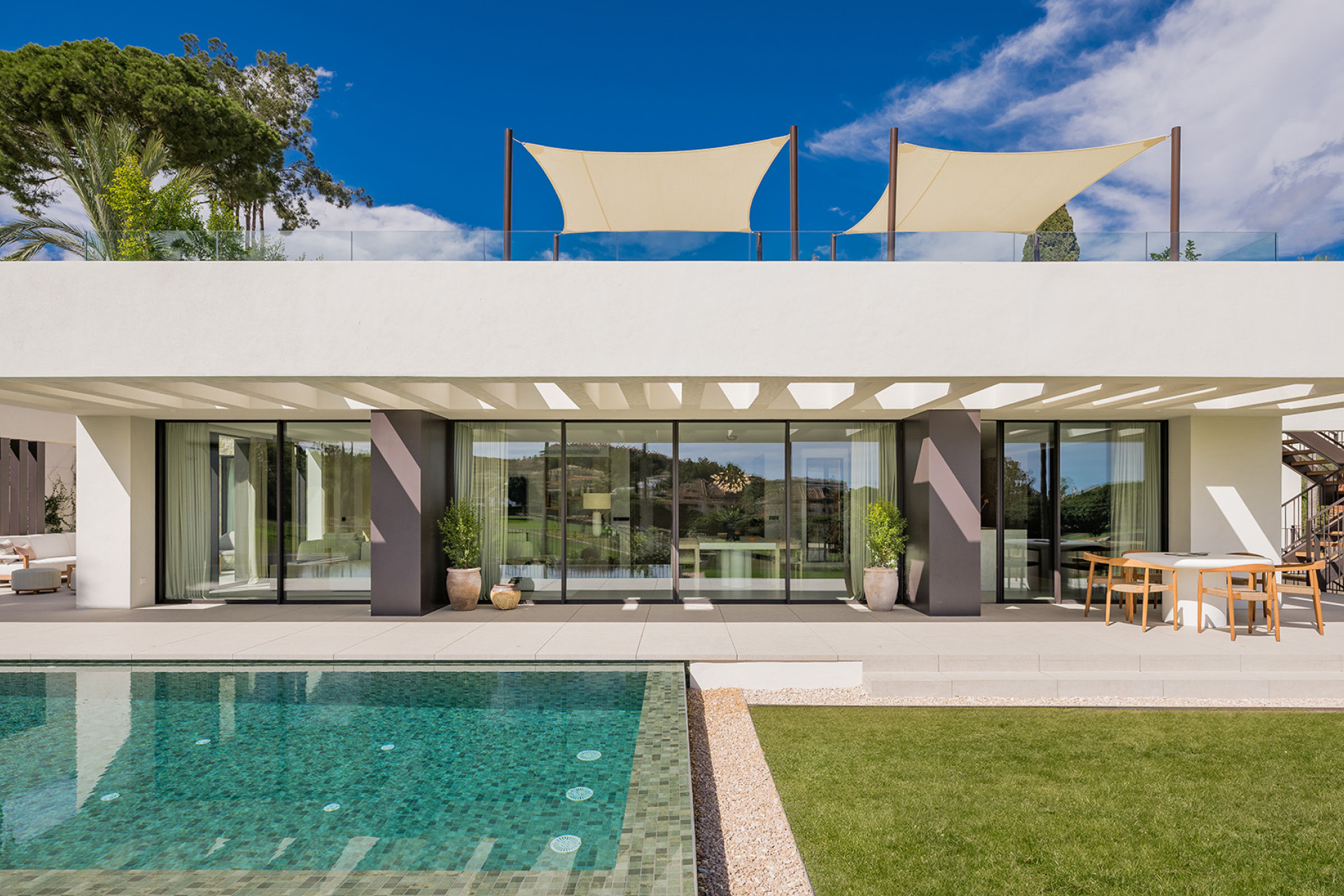 Obra nueva - Villa -
Marbella