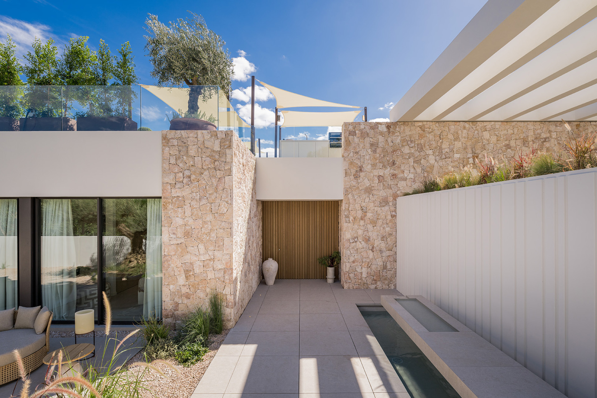 Obra nueva - Villa -
Marbella