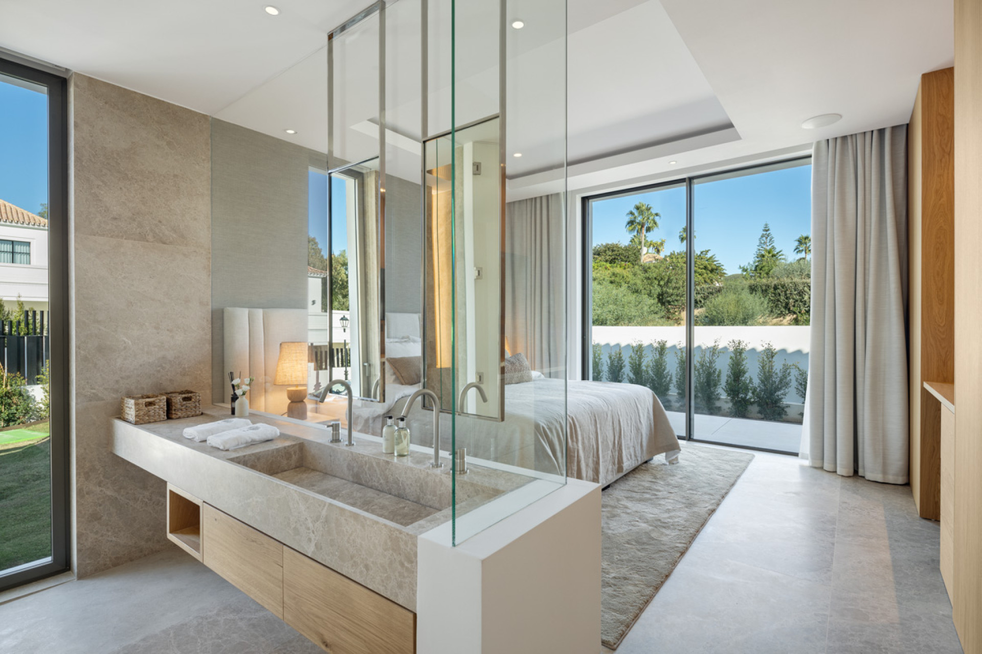 Obra nueva - Villa -
Marbella