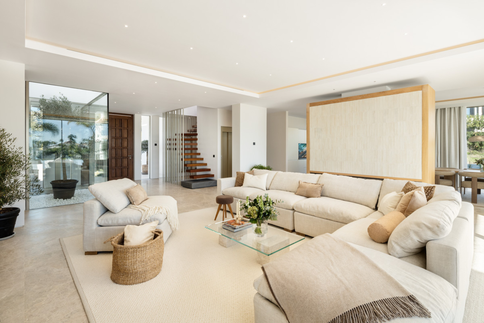 Obra nueva - Villa -
Marbella