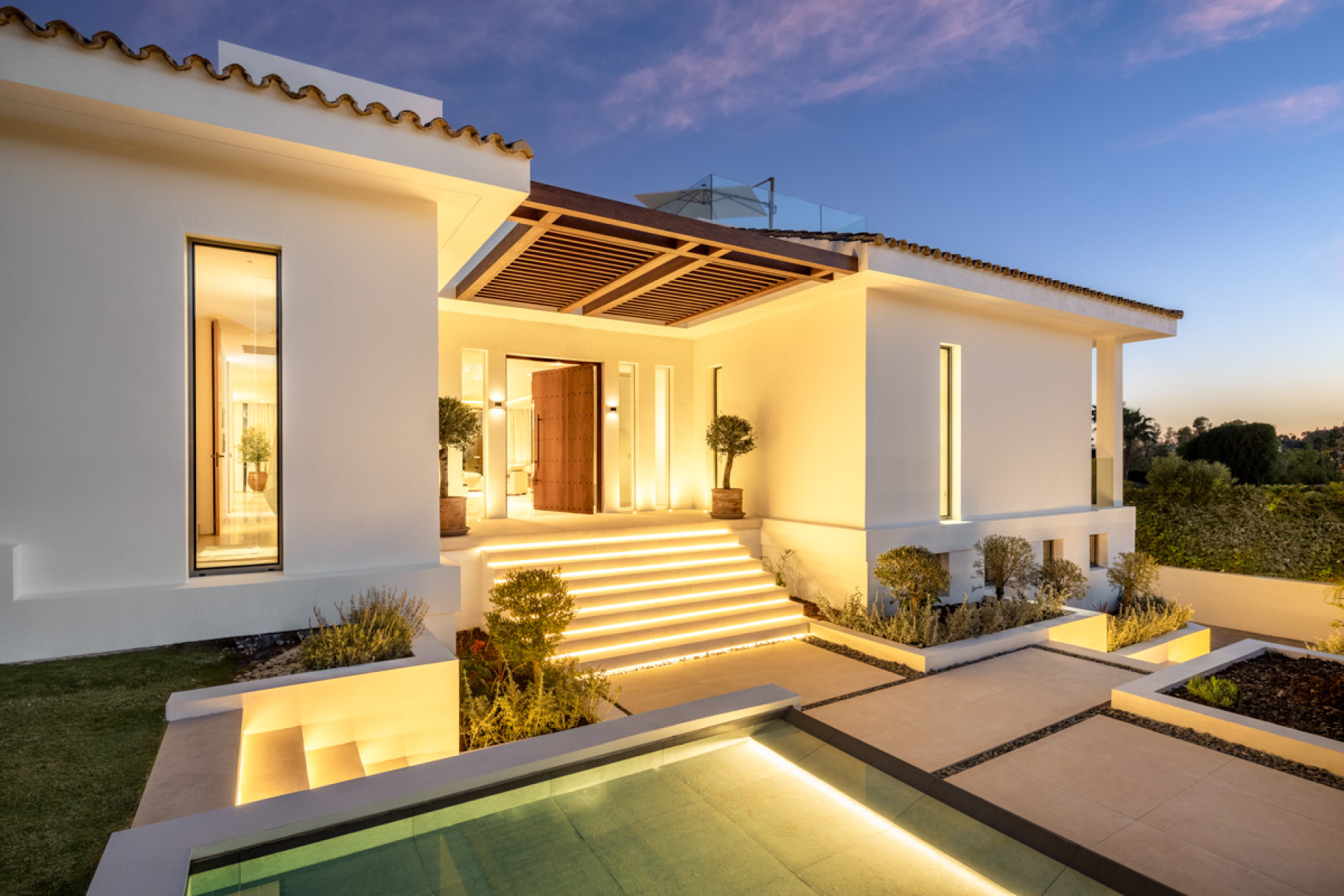 Obra nueva - Villa -
Marbella