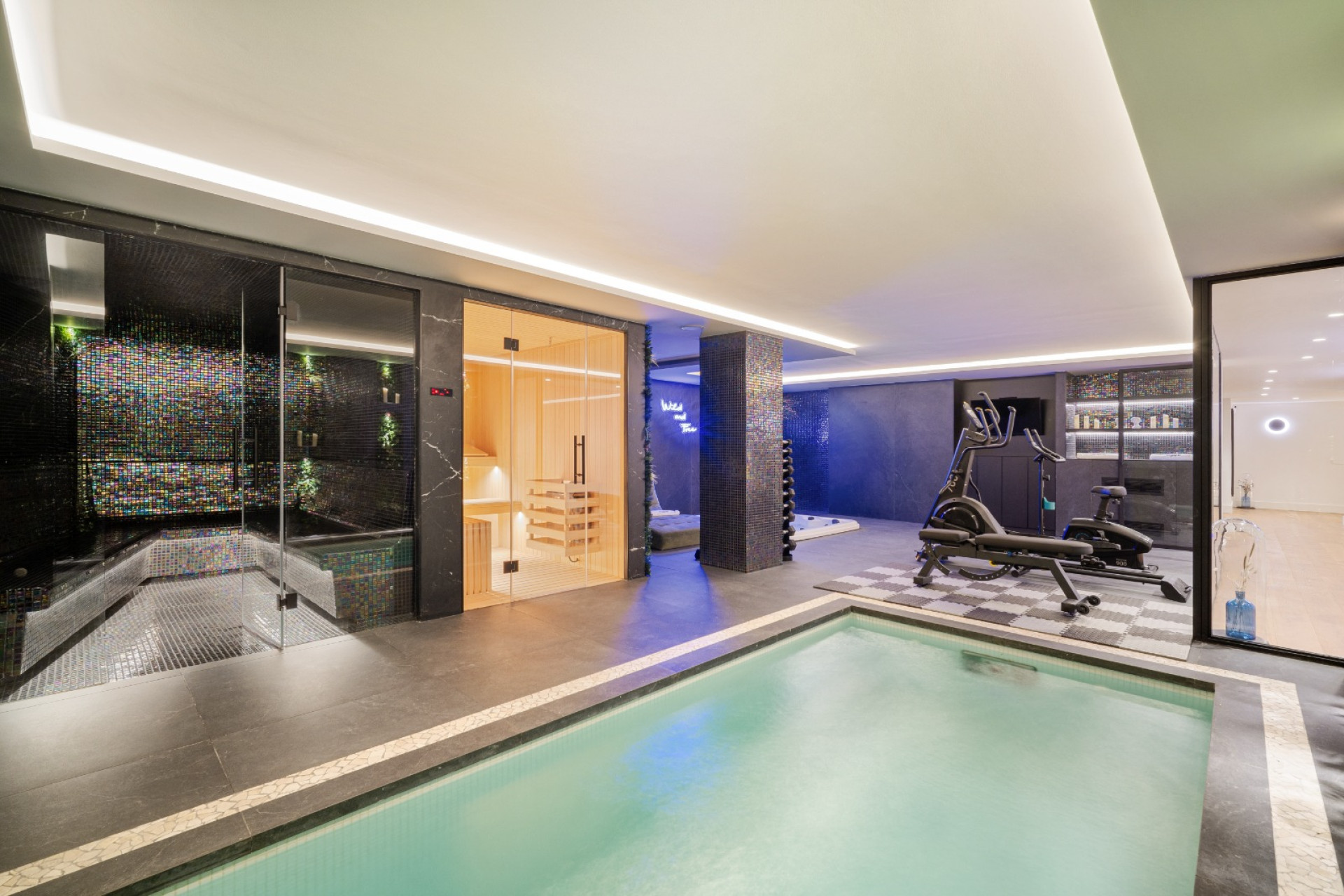 Obra nueva - Villa -
Marbella