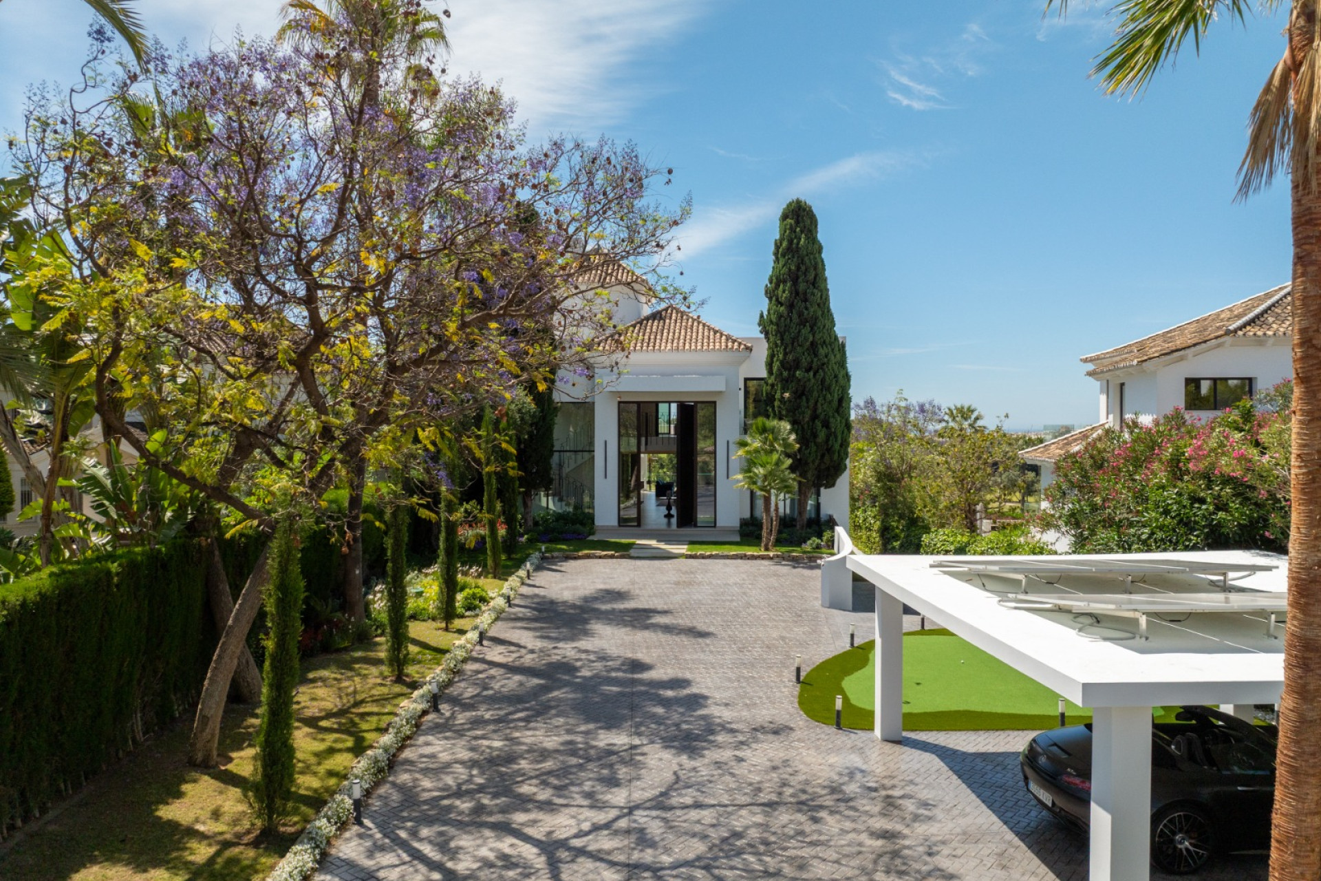 Obra nueva - Villa -
Marbella