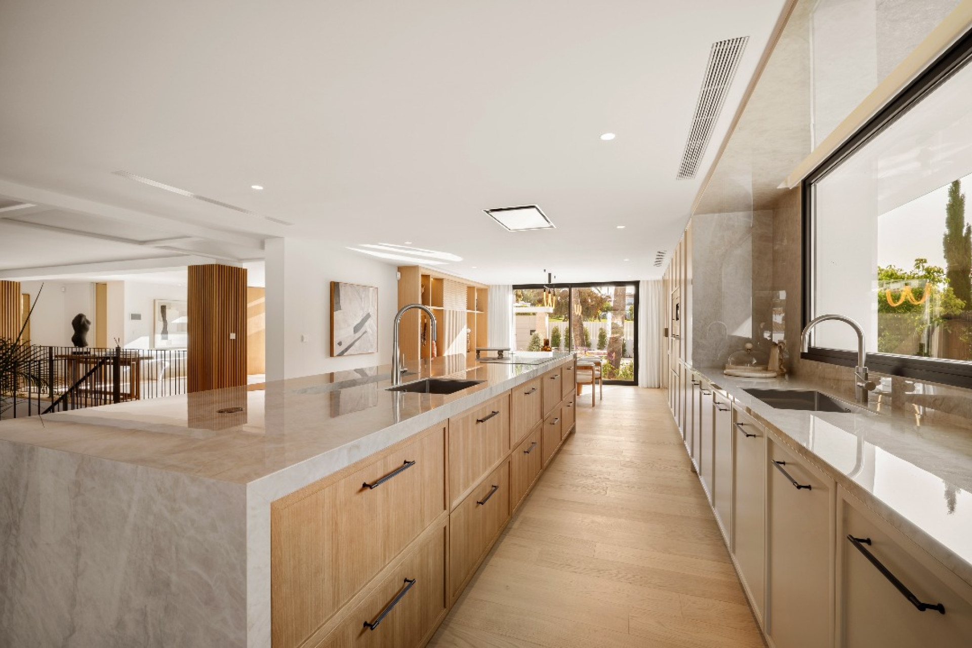 Obra nueva - Villa -
Marbella