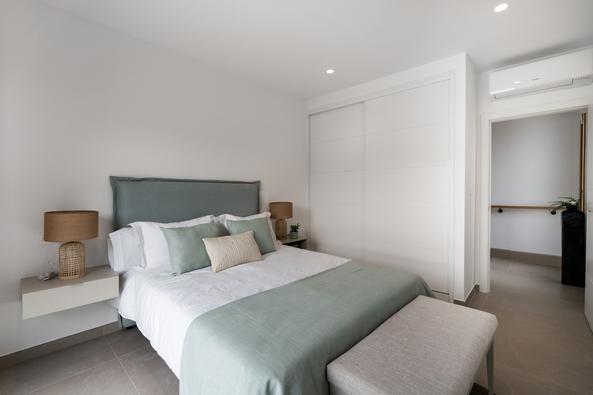 Obra nueva - Villa -
Orihuela Costa