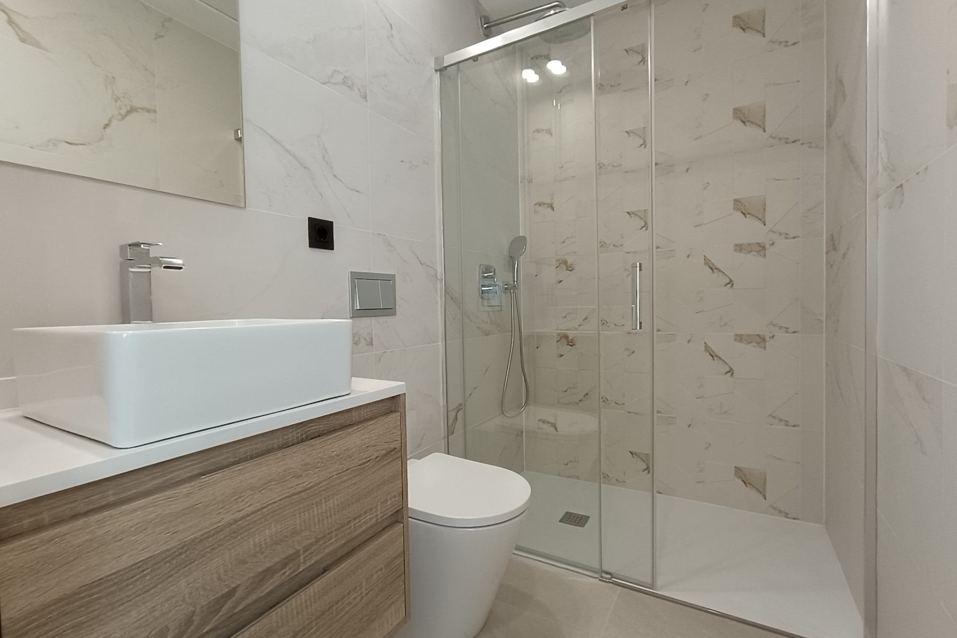 Obra nueva - Villa / Semi pareado -
Benijofar