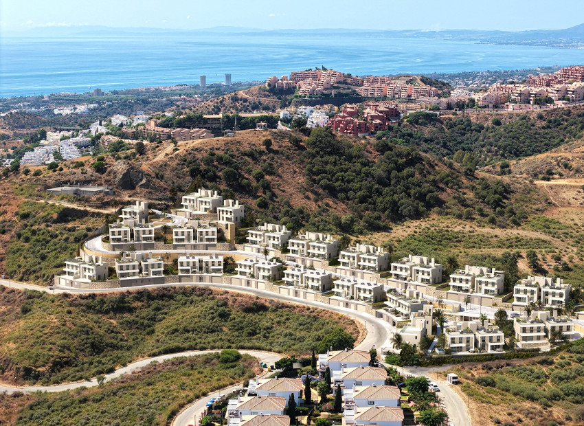 Obra nueva - Villa / Semi pareado -
Mijas