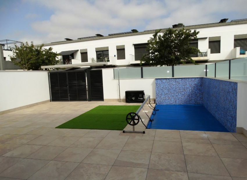 Obra nueva - Villa / Semi pareado -
Pilar de la Horadada